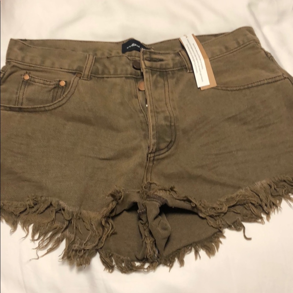 Mustard seed olive mid rise cut off shorts NEW